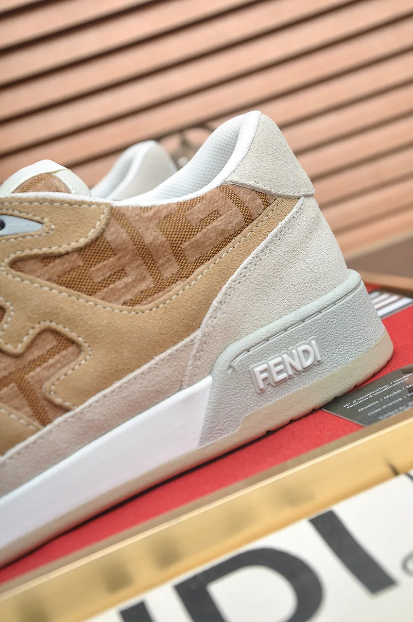 Men's shoes 💰600💶 [Fendi] The latest couple model 🔥 Many 💑 stars have the same style. FD match is a one-to-one replica of the original version. The first fendi match created by designer Kim Jones and Trainer basketball sneakers by Donkey. Material: Original silk leather. Lining: breathable mesh. Packaging: Original 1:1 matching high-end packaging. Size: Female 35-40 Male 38-44 (45 46. Custom-made (no return or exchange)